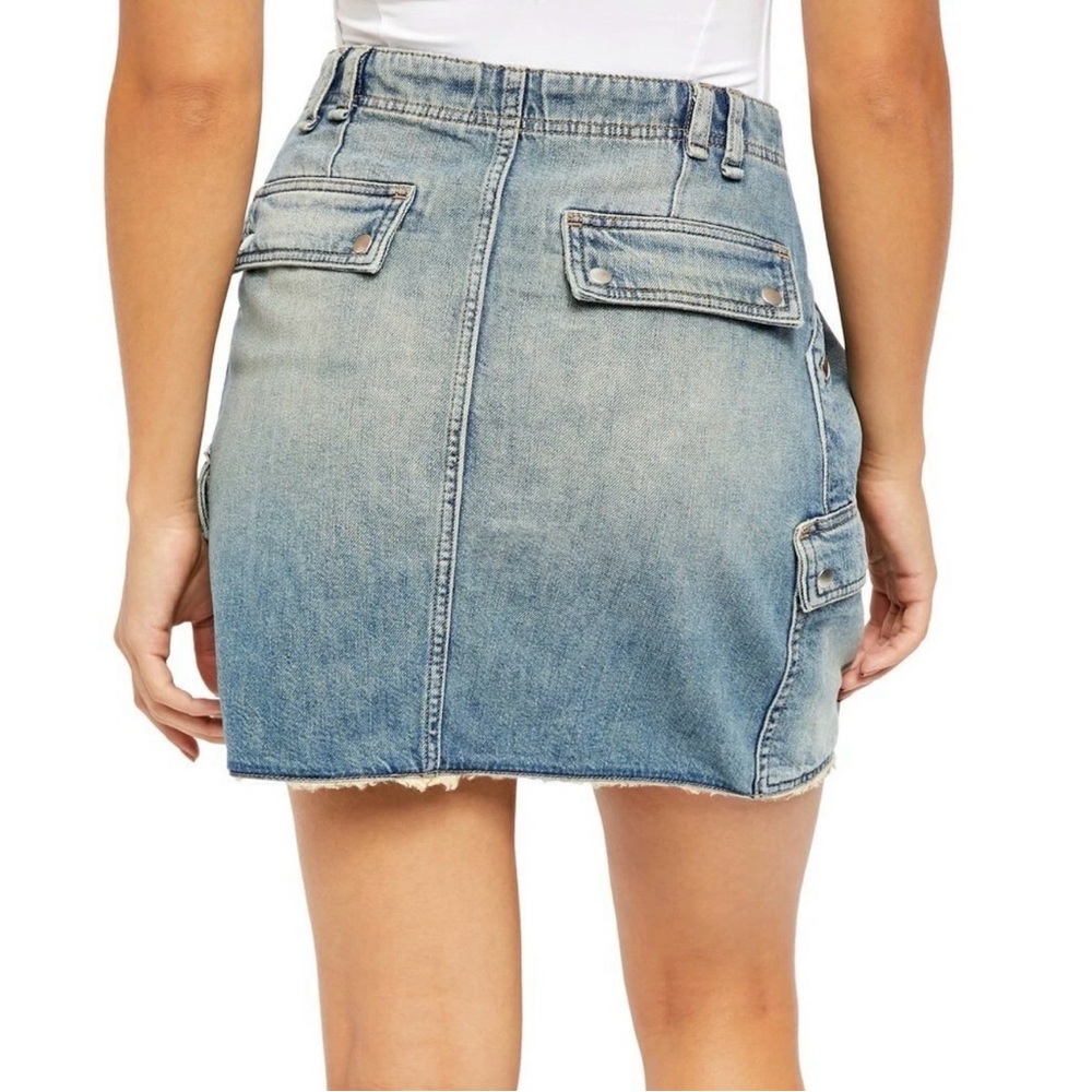 Free People We The Free Avenue Mini Skirt Icon Wash 29 - Picture 2 of 9